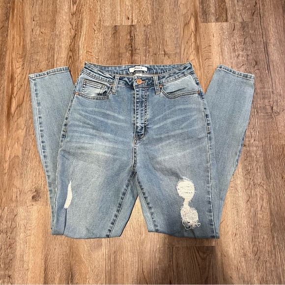 Forever 21 High Rise Ripped Skinny Jeans - Picture 5 of 6